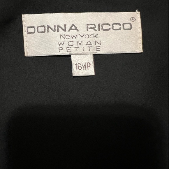 Donna Ricco Black Asymmetrical Blouse with Draped Neckline - Picture 4 of 4